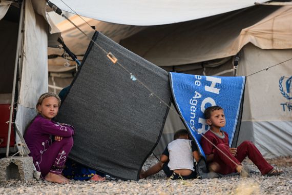 أطفال عراقيون نازحون في مخيم الخازر بالموصل (أرشيفية)