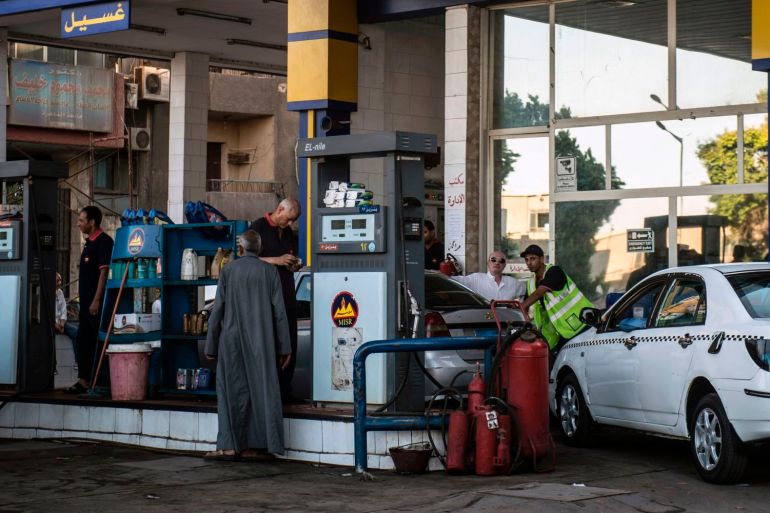 وزارة البترول المصرية أعلنت زيادات جديدة في أسعار الوقود بين 17.4 بالمائة و66.6 بالمائة