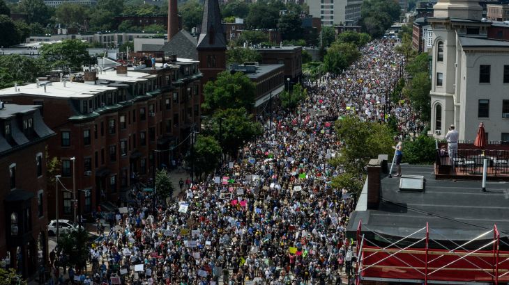 مظاهرات تعم مدينة بوسطن الأمريكية ضد خطاب الكراهية