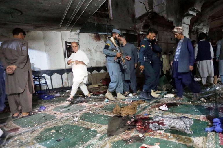 عشرات القتلى في انفجار بمسجد للشيعة في أفغانستان