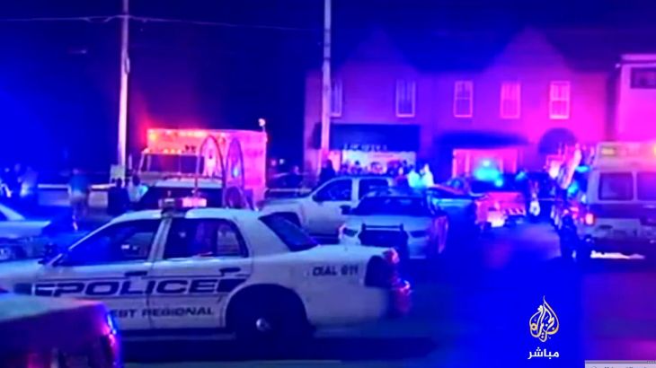 إصابة شرطيين في ولاية بنسلفانيا الأمريكية بالرصاص في تبادل إطلاق نار مع مشتبه به في سوق بمنطقة  فيرتشانس