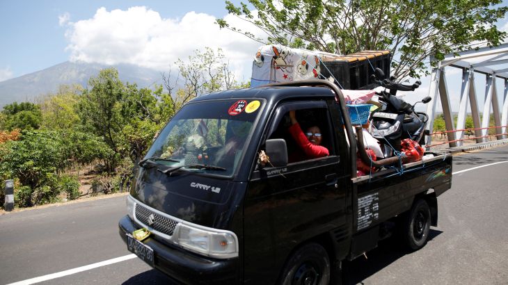 نحو 135 ألف شخص في جزيرة بالي الإندونيسية فروا إلى ملاجئ ومراكز إيواء مؤقتة