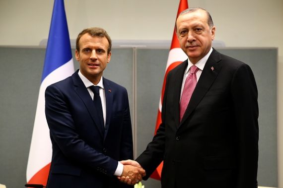 الرئيس التركي رجب طيب أردوغان ونظيره الفرنسي إيمانويل ماكرون 