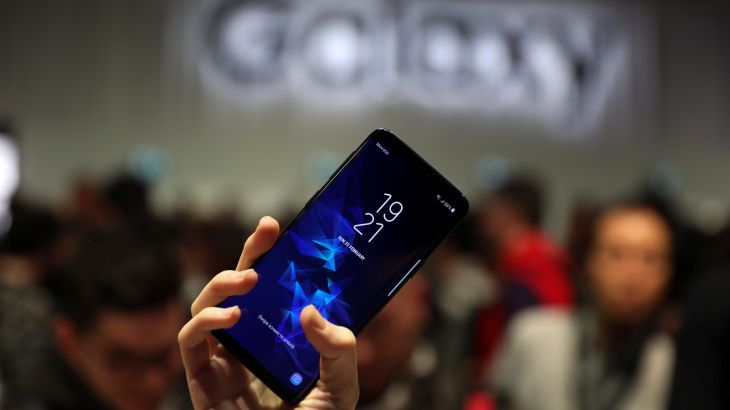 شركة سامسونج أعلنت في مؤتمر ببرشلونة الإسبانية، عن هاتفيها الجديدين جلاكسى s9 وجلاكسى s9 بلس