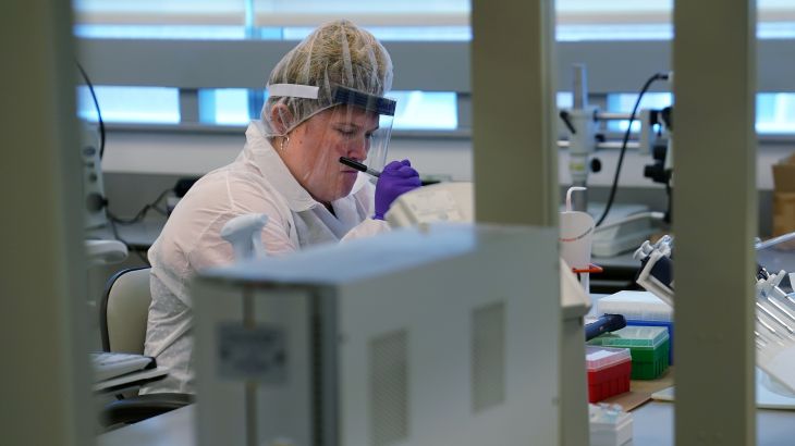 خبراء في مكتب الطب الجنائي في نيويورك يستخدمون تقنية جديدة في تحليل الحمض النووي