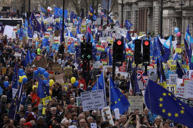 مسيرة حاشدة في العاصمة البريطانية لندن رفضا للخروج من الاتحاد الأوربي