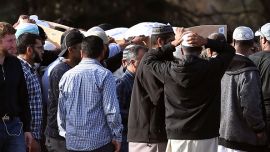 تشييع جنازة أب سوري وابنه قتلا في هجوم نيوزيلندا الإرهابي
