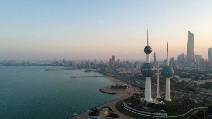 الكويت تطبق نظام الحجر الصحي لتحجيم نسبة الإصابات بفيروس كورونا المستجد (كوفيد-19)