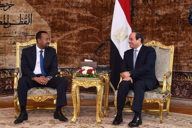 الرئيس المصري عبد الفتاح السيسي ورئيس الوزراء الإثيوبي آبي أحمد