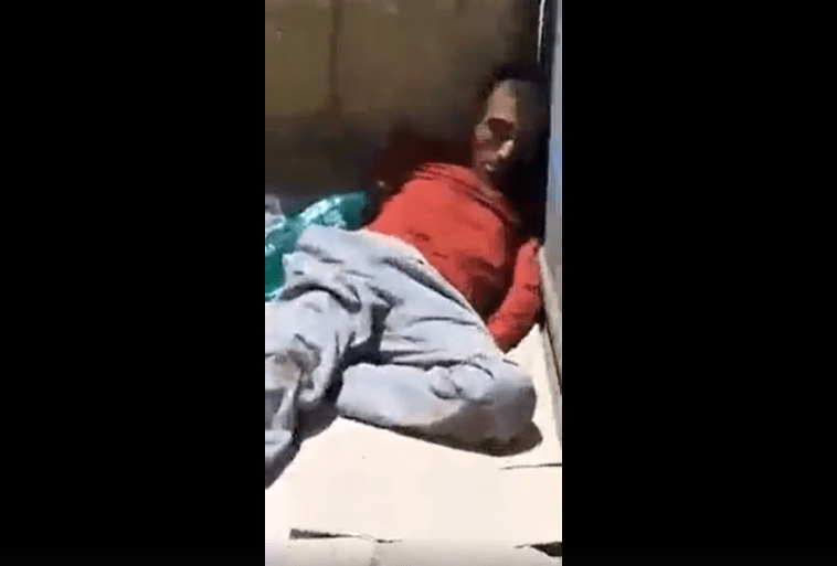 مقاطع فيديو تؤكد وجود موتى أمام مستشفيات حكومية بمصر