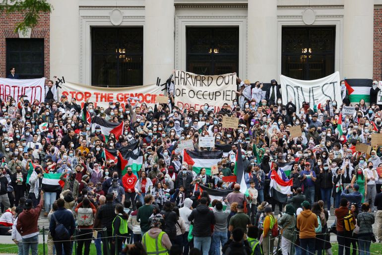 مظاهرات داعمة لفلسطين داخل جامعة هارفارد