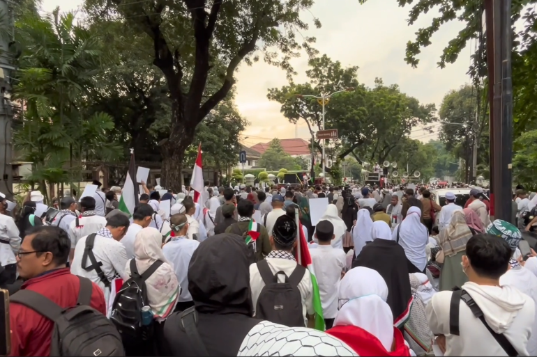 مظاهرات أمام سفارتي الأردن ومصر في إندونيسيا