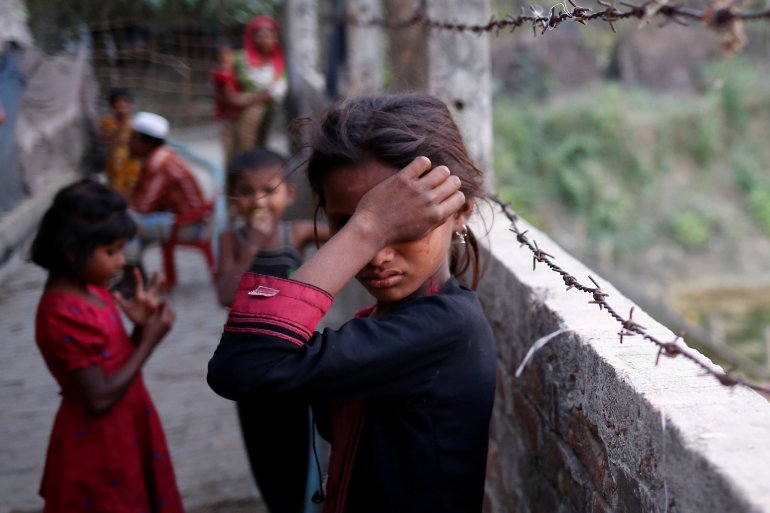 فتاة من الروهينغيا تبكي في مخيم يدا 