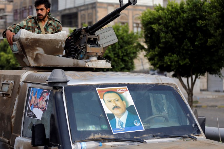 قوالت موالية للرئيس المخلوع علي عبد الله صالح في العاصمة اليمنية صنعاء