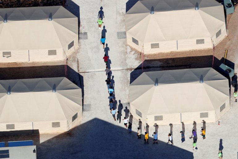 مراكز احتجاز أطفال اللاجئين غير النظاميين في الولايات المتحدة
