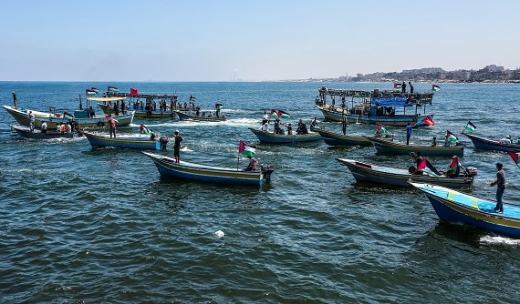 وزير الدفاع الاسرائيلي أفيغدور ليبرمان أوعز لجيش الاحتلال بتقليص مساحة الصيد في بحر قطاع غزة