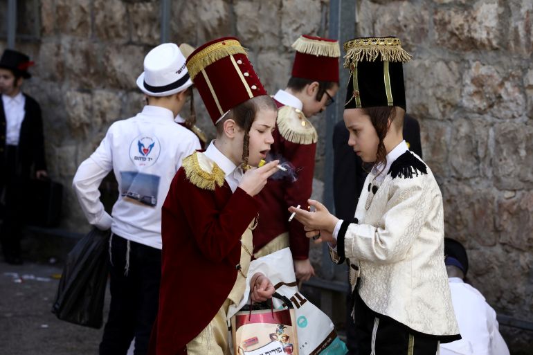 أطفال إسرائيليون في الاحتفال بعيد المساخر