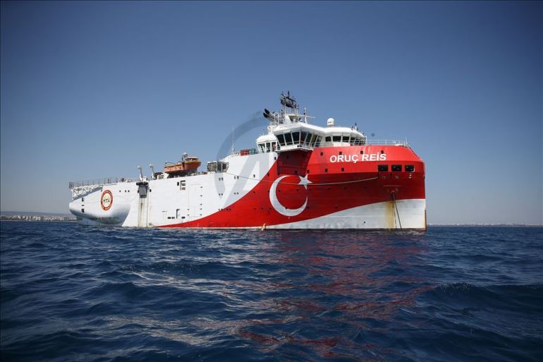 سفينة الأبحاث التركية "أوروتش رئيس"