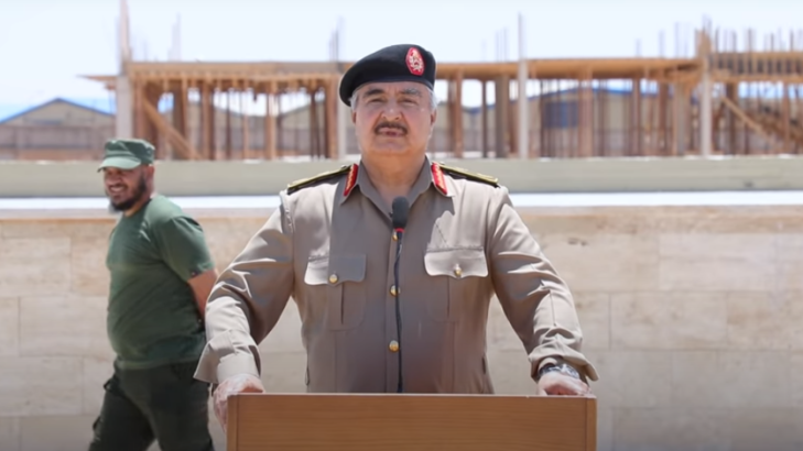 اللواء الليبي المتقاعد خليفة حفتر