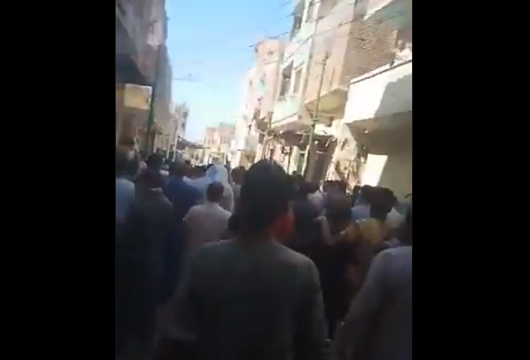 مظاهرات في محافظات مصرية عدة ضد الرئيس المصري عبد الفتاح السيسي 