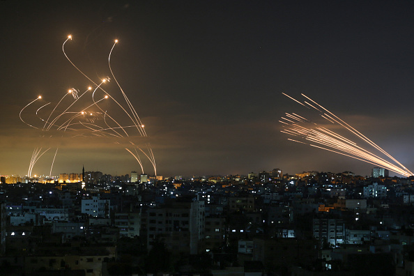 صواريخ المقاومة الفلسطينية تفرض واقعا جديدا في الصراع مع الاحتلال الإسرائيلي