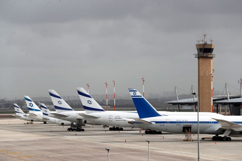 طائرات تابعة لشركة العال الإسرائيلية على مدرج مطار بن غوريون قرب تل أبيب