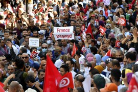 تواصل الاحتجاجات ضد قرارات الرئيس التونسي الاستثنائية
