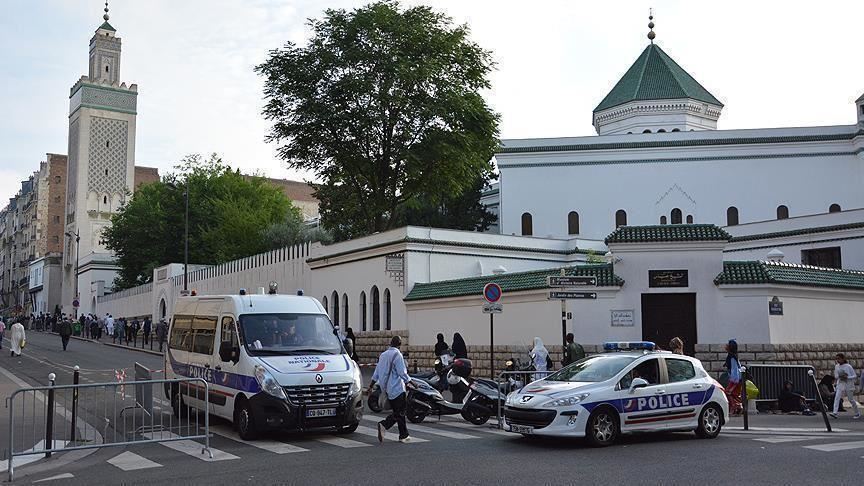 La querelle éclata.  Ministre de l’Intérieur français : Nous voulons fermer 7 mosquées et associations d’ici fin 2021 |  Nouvelles islamiques