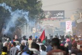 أعلنت 3 منظمات تمثل الأطباء في السودان انسحابها الكامل من مستشفيات الشرطة والجيش (الأناضول)