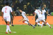 يوسف المساكني أحرز هدف التقدم للمنتخب التونسي في الدقيقة 47 بعد تمريرة من محمد دراجر (غيتي)