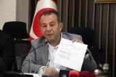 رئيس بلدية بولو التركية تانجو أوزجان معروف بتصريحاته ضد وجود اللاجئين السوريين في تركيا (مواقع التواصل)