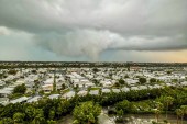 مشاهد من إعصار فلوريدا رصدها ناشطون بالصور والفيديو (تواصل اجتماعي)