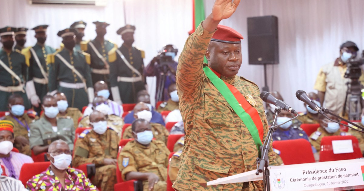 Le putschiste du Burkina Faso a prêté serment en tant que président |  nouvelles politiques