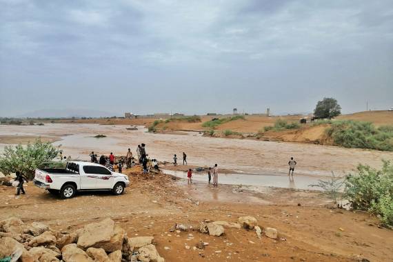 تضرر الآلاف جراء فيضانات مأرب باليمن