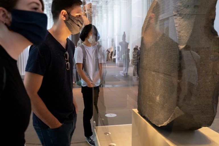 حجر رشيد في المتحف البريطاني بالعاصمة لندن