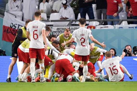 بولندا تفوز على السعودية بثنائية
