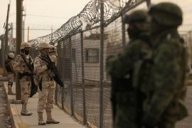 الشرطة المكسيكية تطوق السجن الحدودي