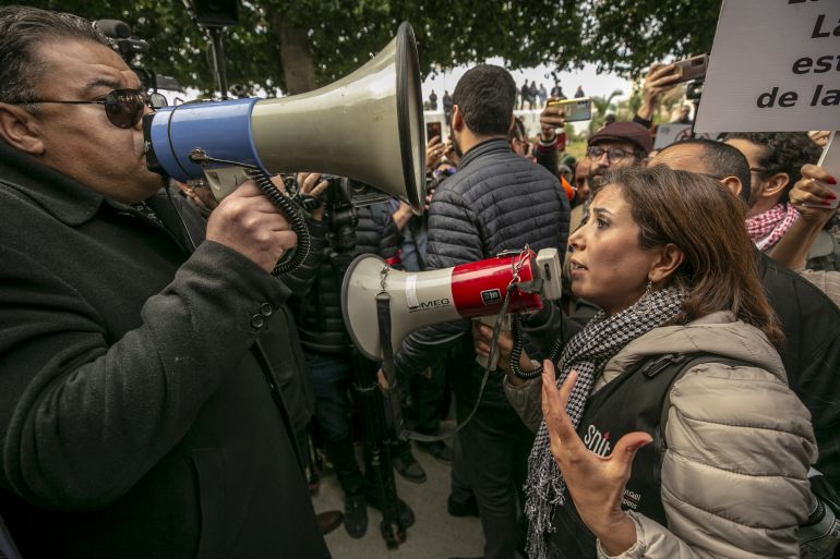 Press members demonstrate in Tunisia