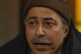 مشهد من ليالي الحلمية للممثل المصري الراحل صلاح السعدني (مواقع التواصل)