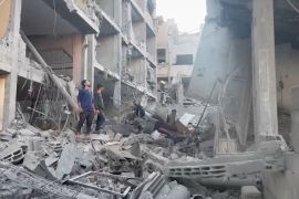 قصف إسرائيلي يدمر مربعا سكنيا كاملا وسط غزة (الجزيرة مباشر)